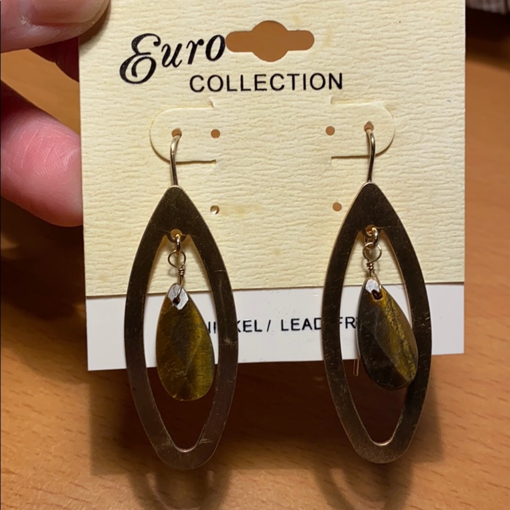 NWT Gold and Brown Earrings